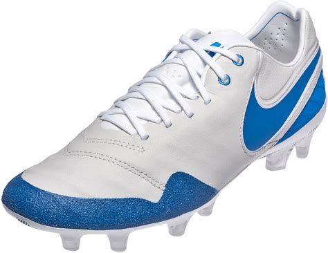 nike tiempo wit blauw|nike tiempo soccer shoes.